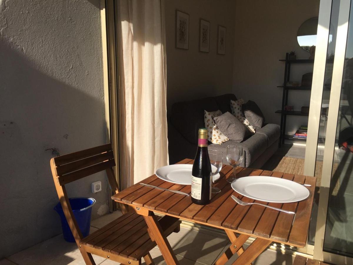 Bord De Mer, Studio Avec Terrasse วิลล์เนิฟ-ลูเบ ภายนอก รูปภาพ